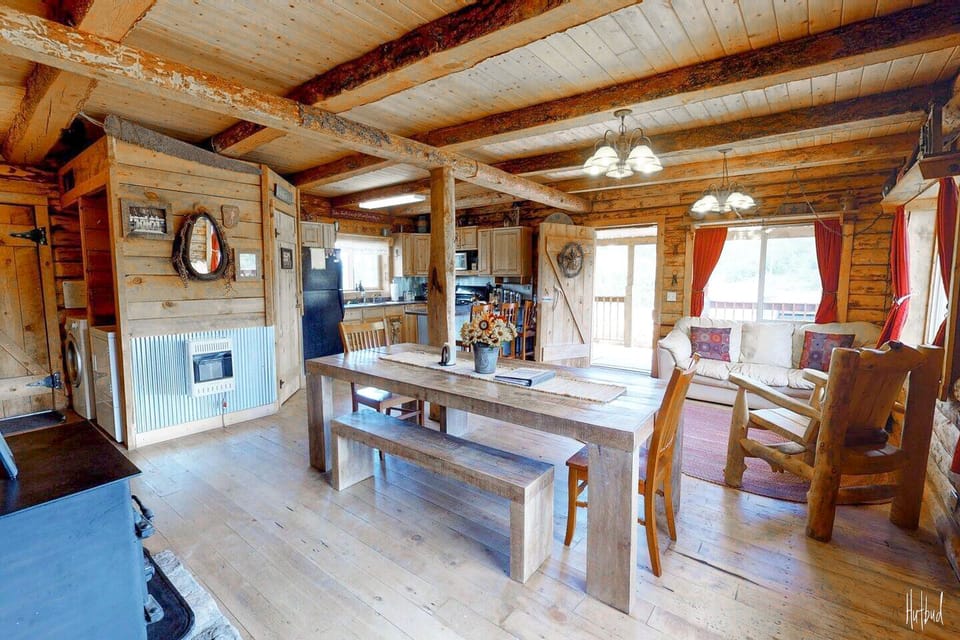 Plenty of room on the main level to play games, enjoy family meals, or enjoy conversation.
