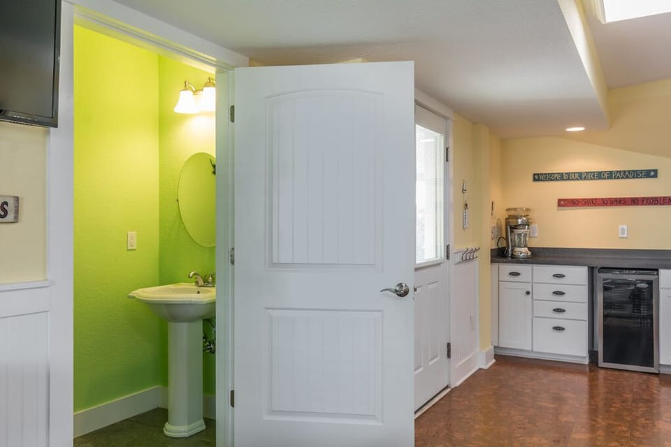 JR621: Heels in the Sand | Bottom Level Half Bath