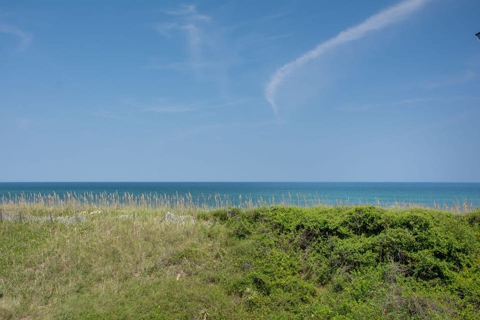 QC4: Trip's OBX | Mid Level Deck View