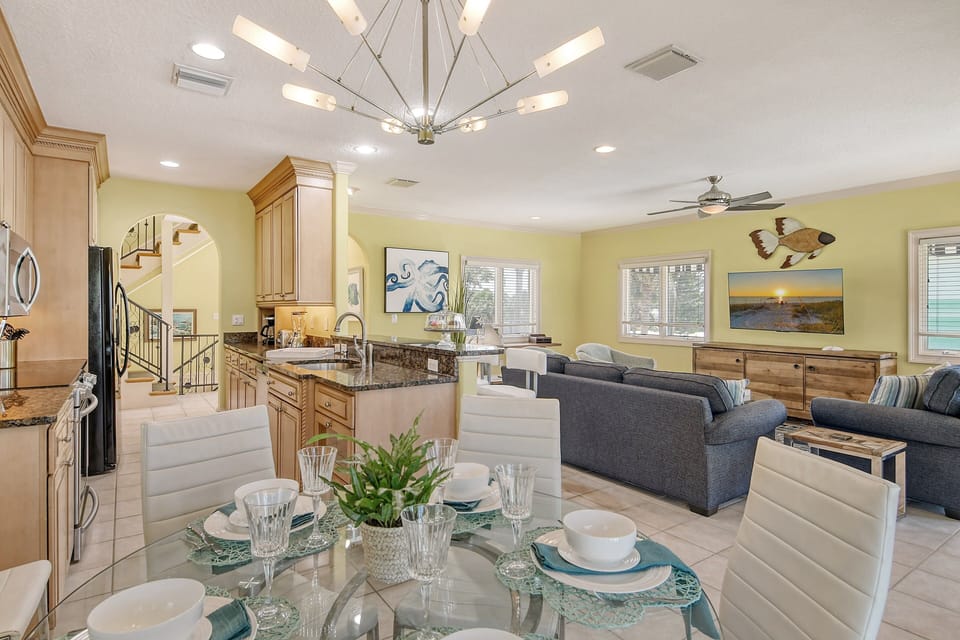 Dining Room. Kitchen and living room.