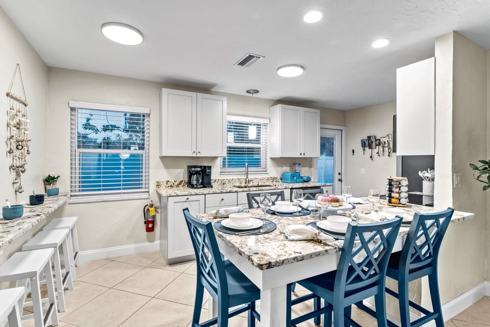 Share stories and seafood in the open-concept dining nook—made for connection and comfort.