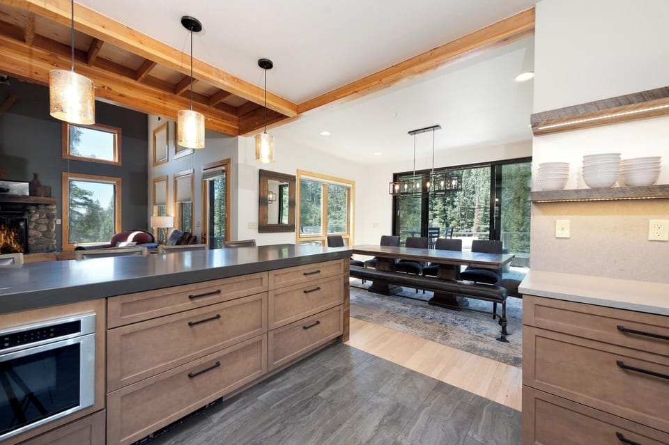 Kitchen, Bar and Dining Spaces
