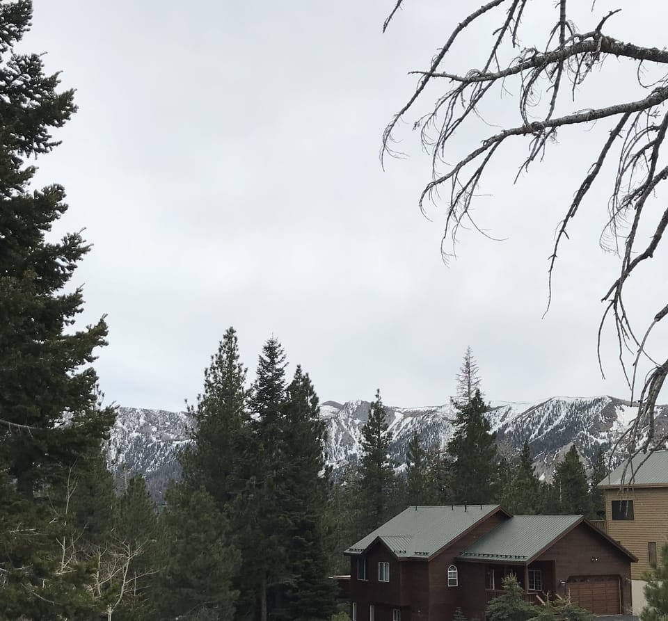 Mountainback #57, Den Apartment in Mammoth Lakes
