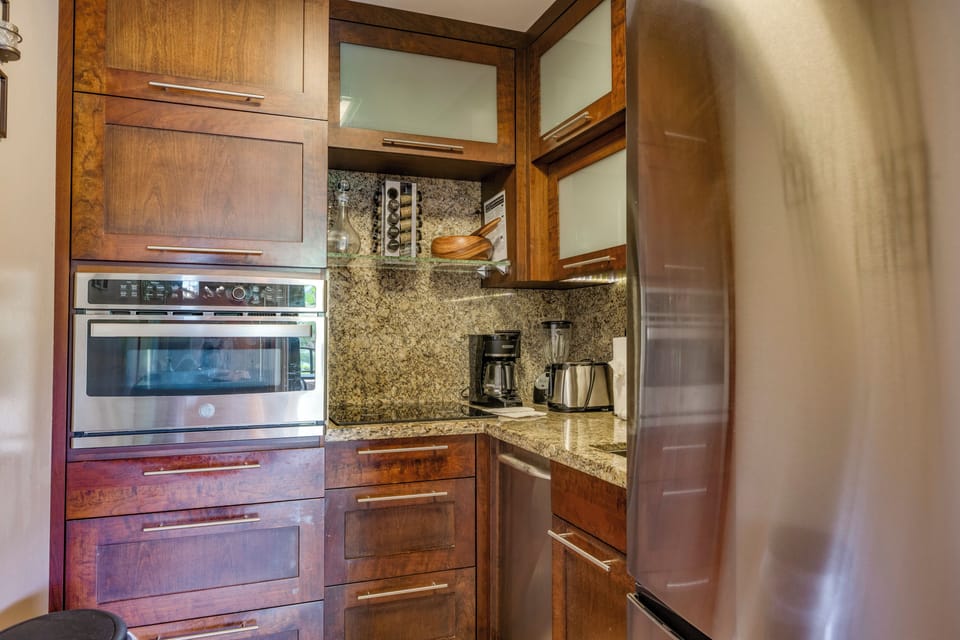 PakiMaui - 1 Bedroom - Ocean Front - 109 - Kitchen 13