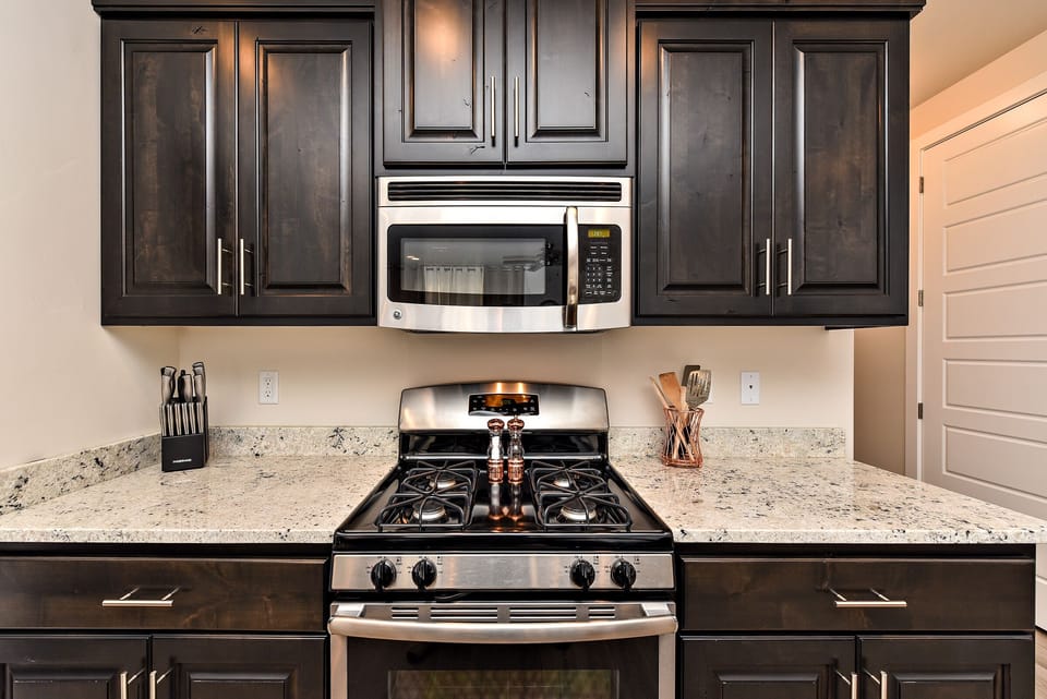 Kitchen Stove - Prepare your favorite dish on our beautiful stove.