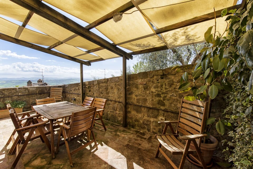 Balcony / Terrace / Patio