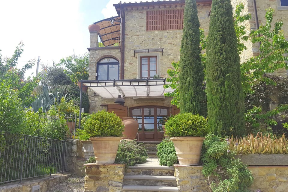 Building Exterior, Outdoor