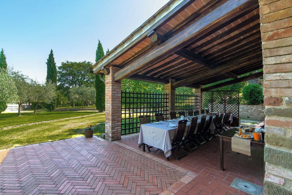 Balcony / Terrace / Patio, Building Exterior, Outdoor