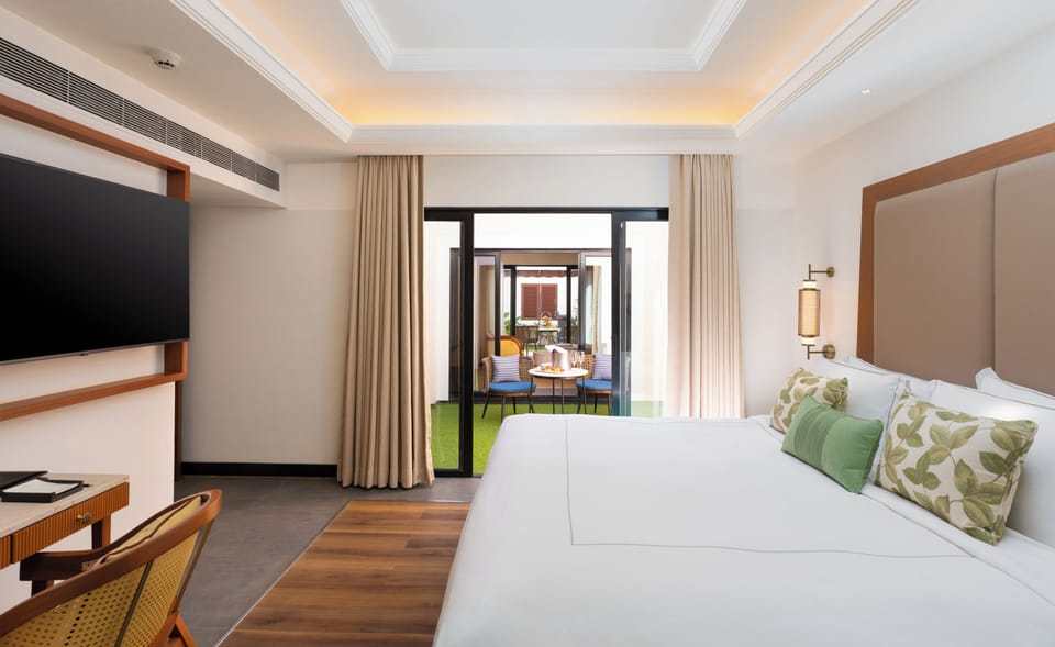 Deluxe Villa | Egyptian cotton sheets, premium bedding, minibar, in-room safe