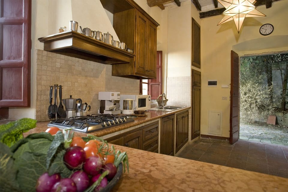 Common Room, Kitchen