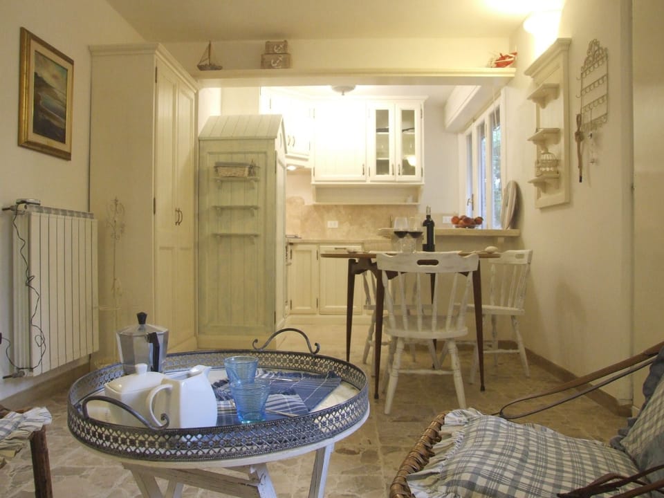 Kitchen, Living Room