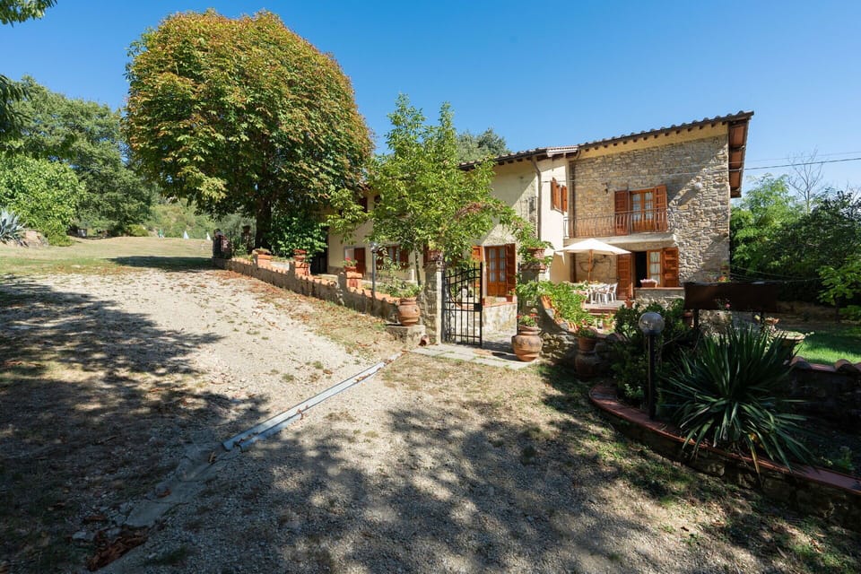 Building Exterior, Garden, Main Entrance, Summer