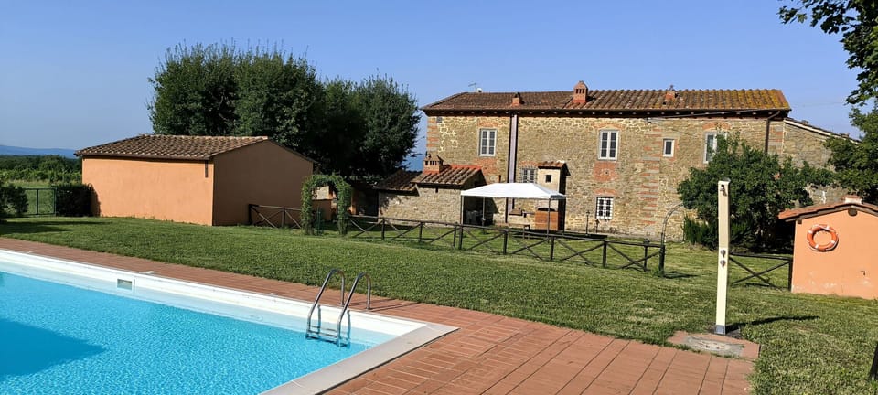 Building, Property, Plant, Sky, Water, Tree, Swimming Pool, House, Window, Shade