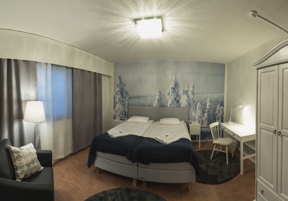 Superior Room | Desk, free WiFi, bed sheets