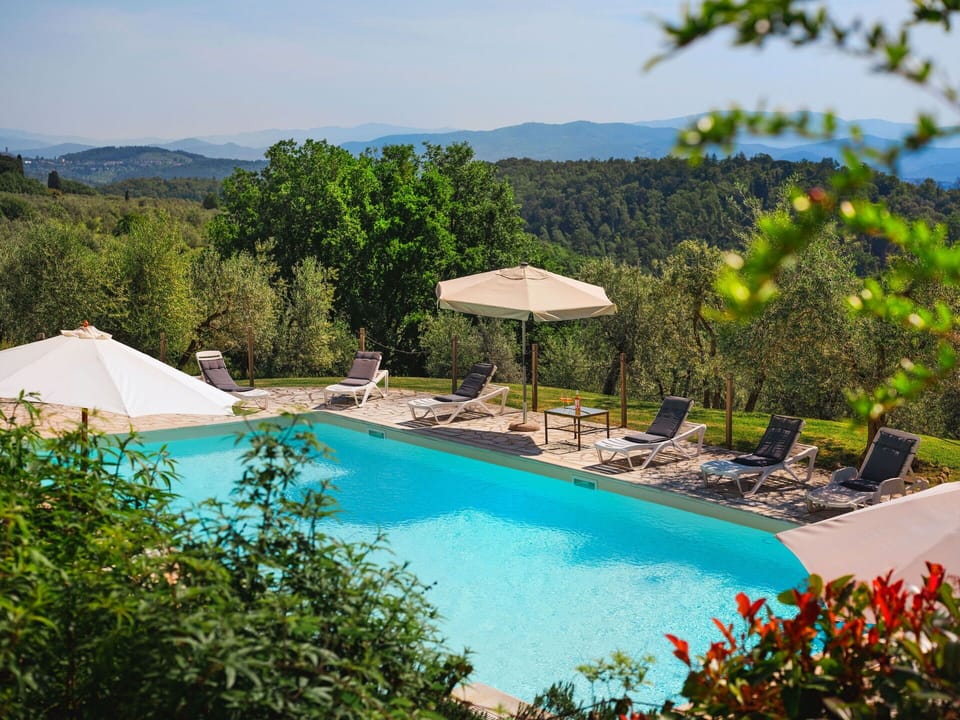 Building Exterior, Outdoor, Pool