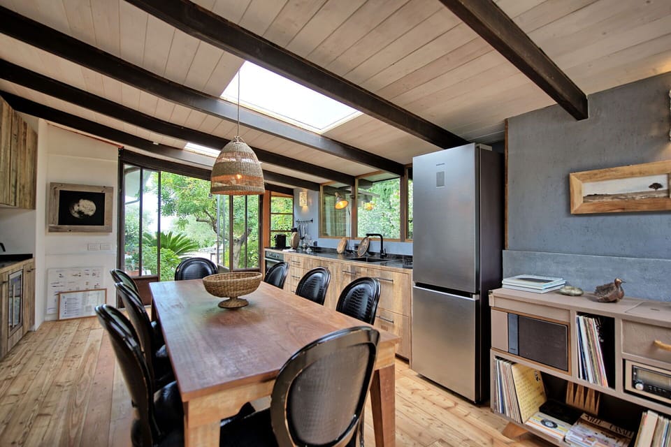 Dining Room, Kitchen