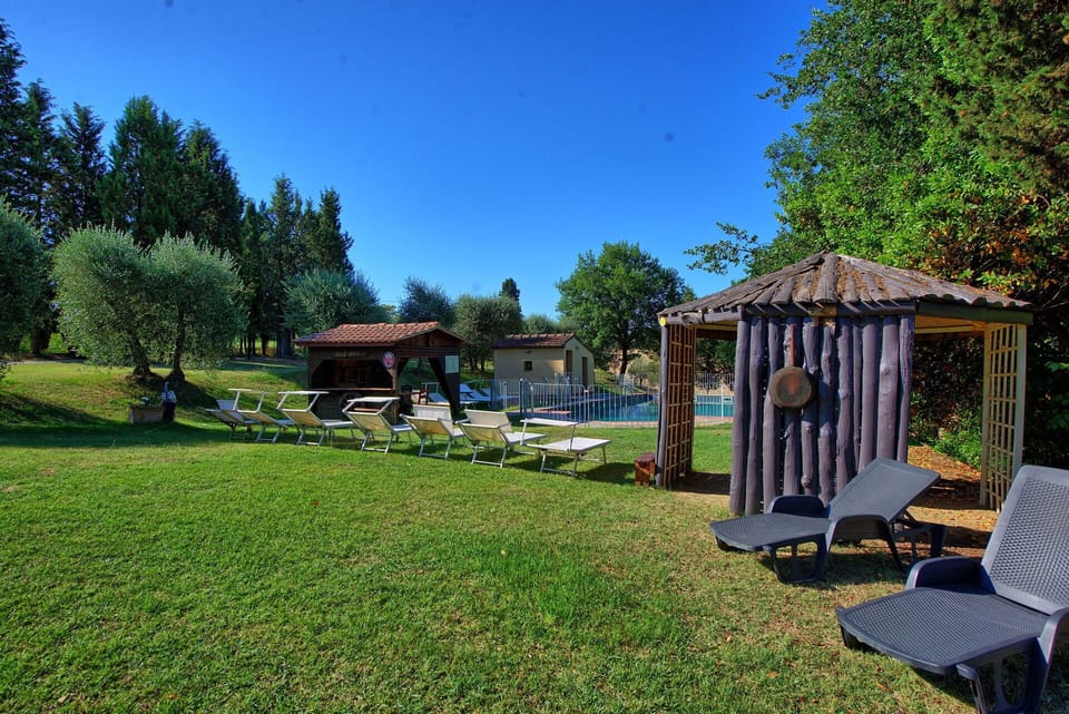 Building Exterior, Garden, Outdoor, Pool