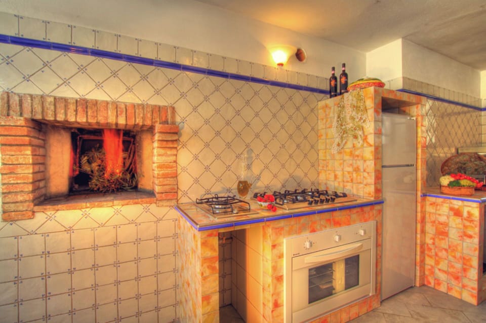 Kitchen, Room Detail