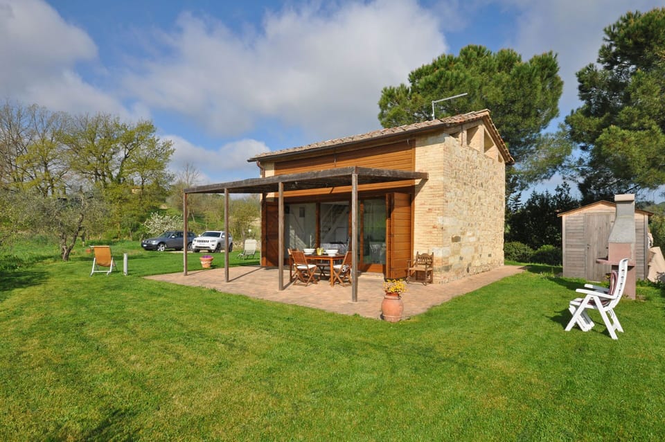 Building Exterior, Garden