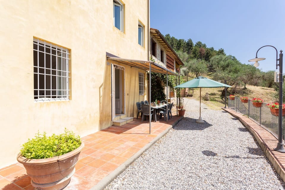 Balcony / Terrace / Patio