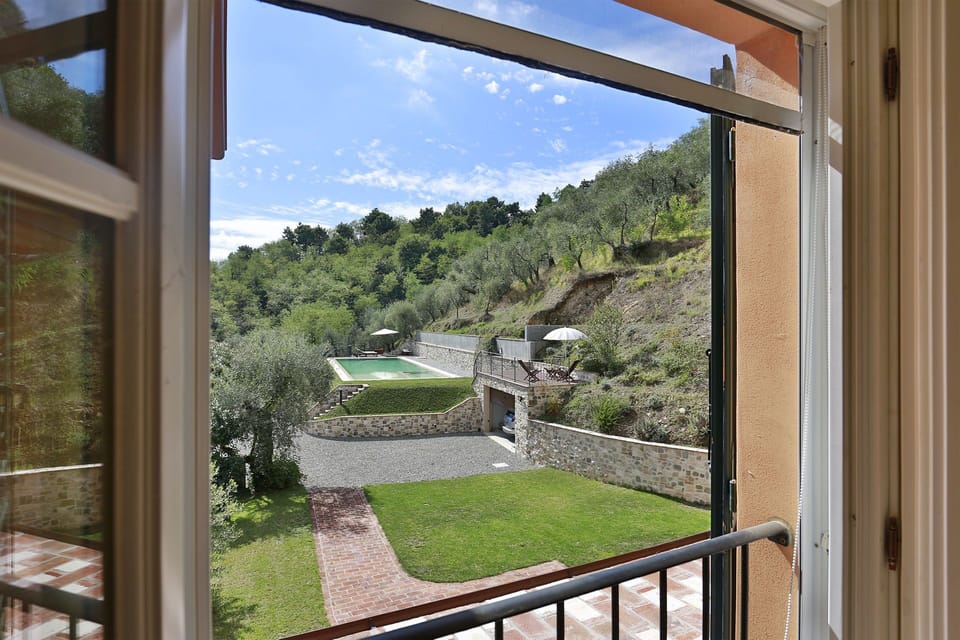 Garden, Pool, Scenic View