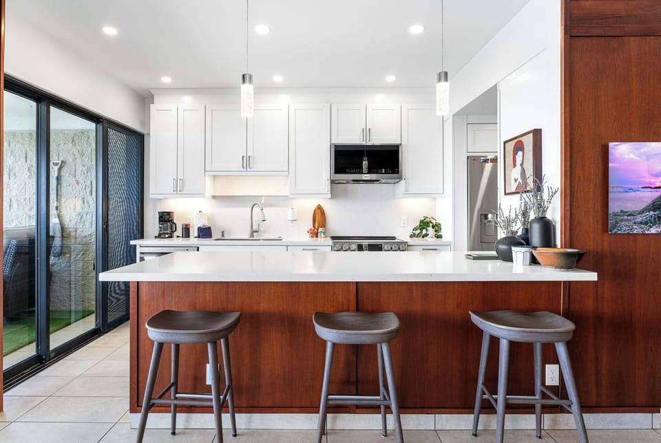 Fresh Remodel (June 2025), Well-equipped kitchen