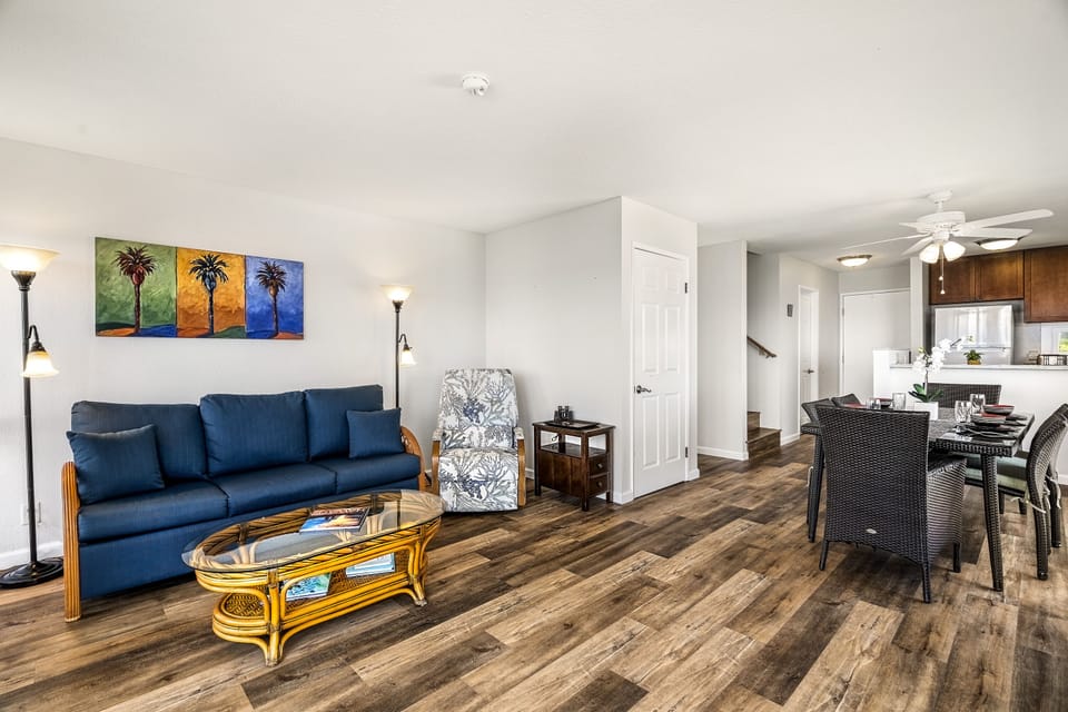 Living/Dining Area