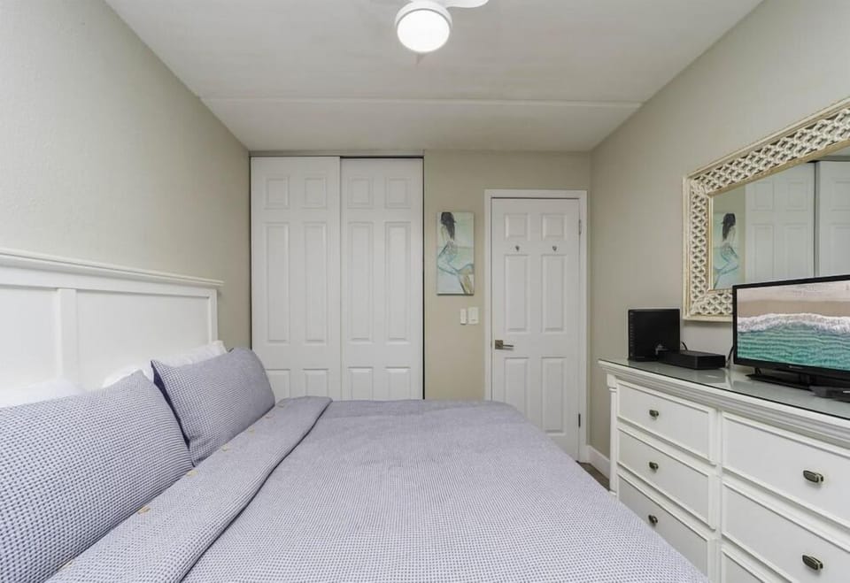 Bedroom - King Bed
