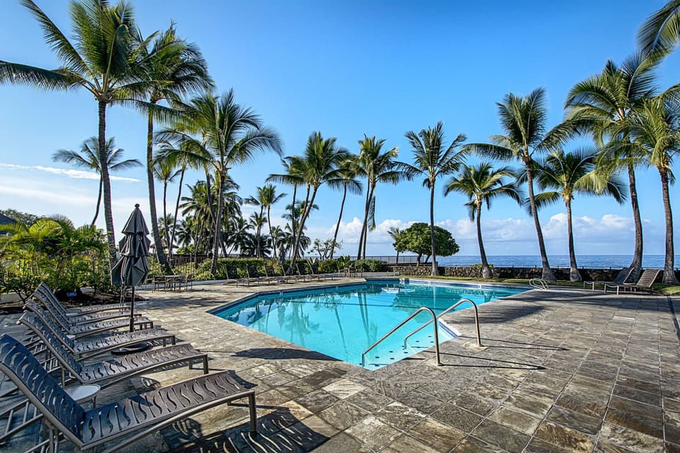 Community pool near our Kona Hawai'i  vacation rentals