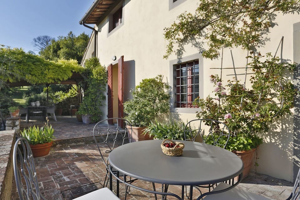 Balcony / Terrace / Patio, Building Exterior