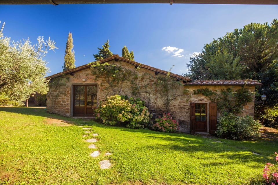 Building Exterior, Garden