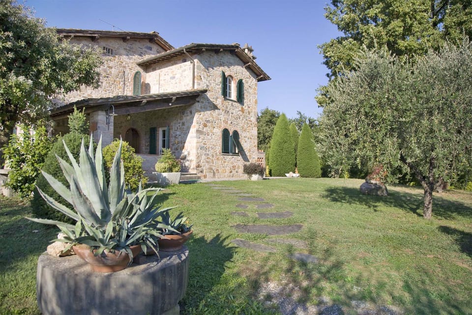 Building Exterior, Garden