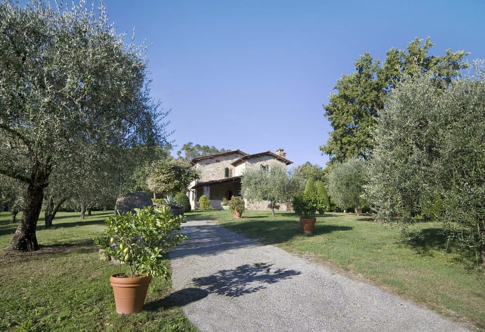 Building Exterior, Garden