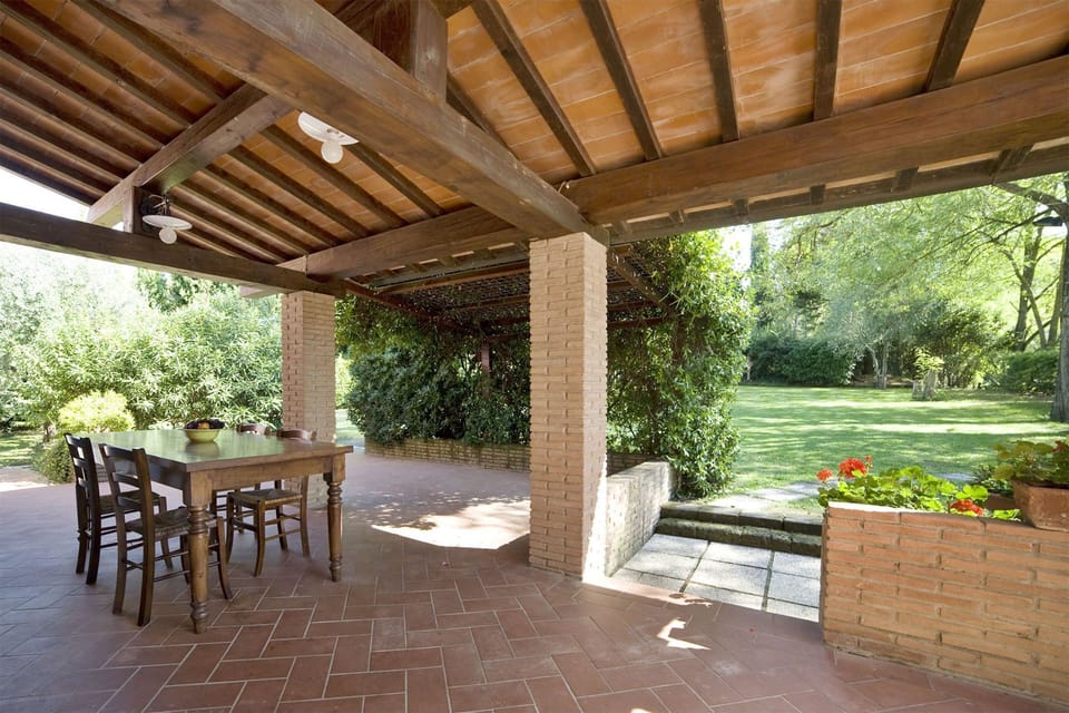 Balcony / Terrace / Patio