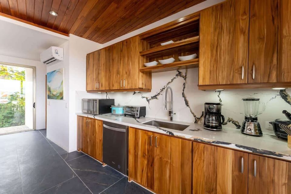 Fully equipped kitchen area.