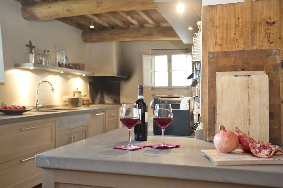 Common Room, Kitchen