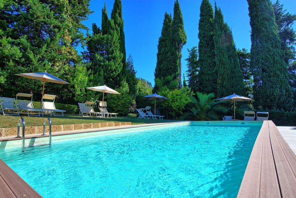 Garden, Pool