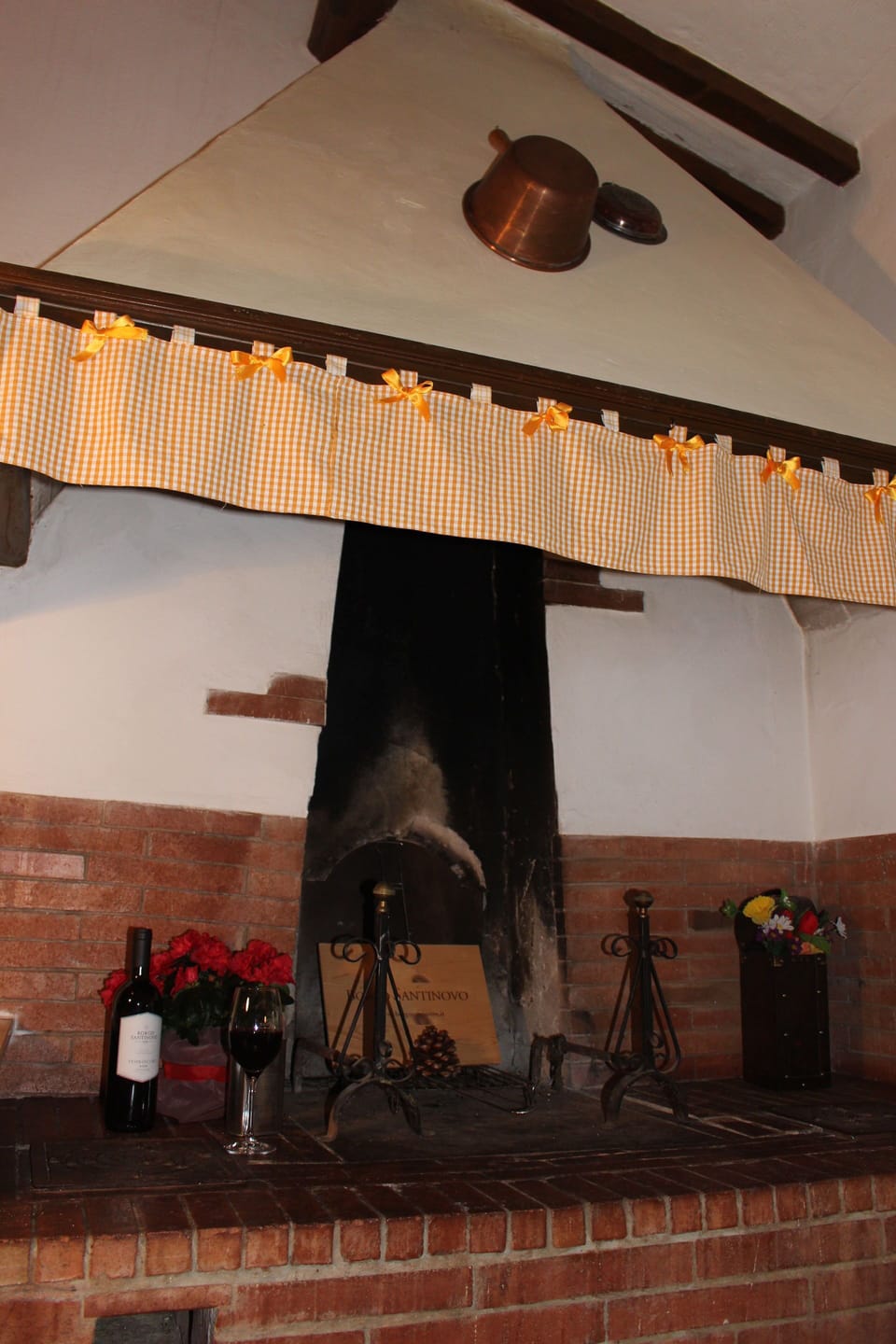 Room Detail