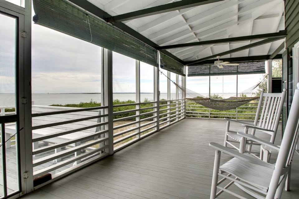 Screen porch. Catch the SW breeze.