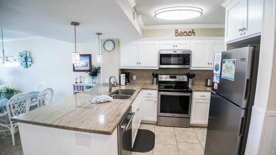 Fully renovated and furnished kitchen