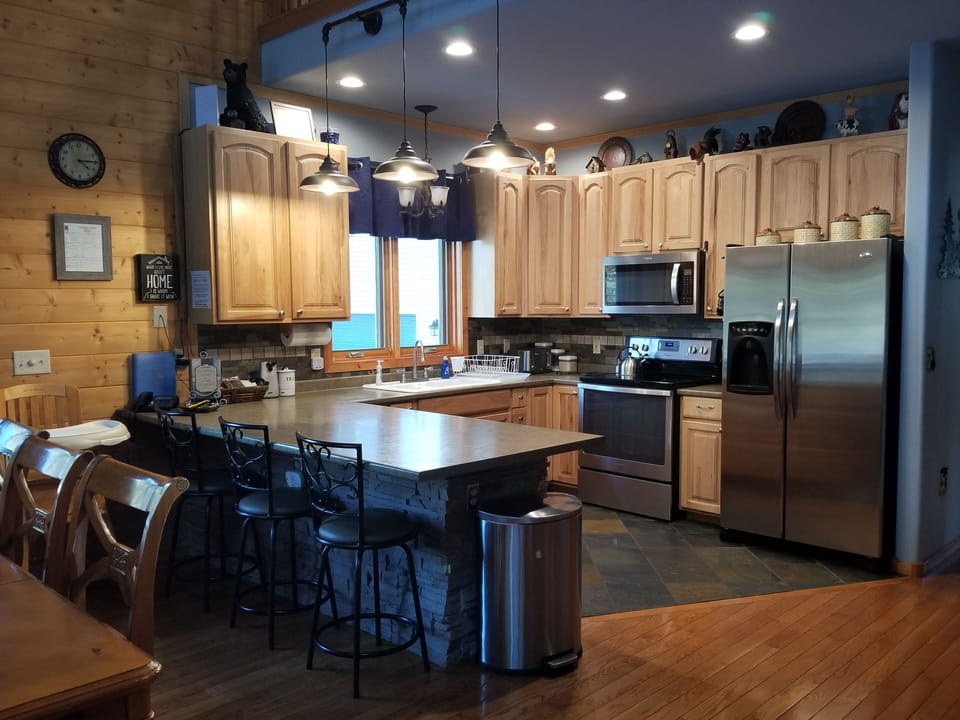 Spacious kitchen 
