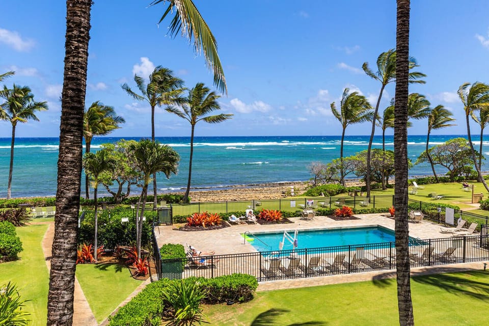 Kapaa Shore Pool