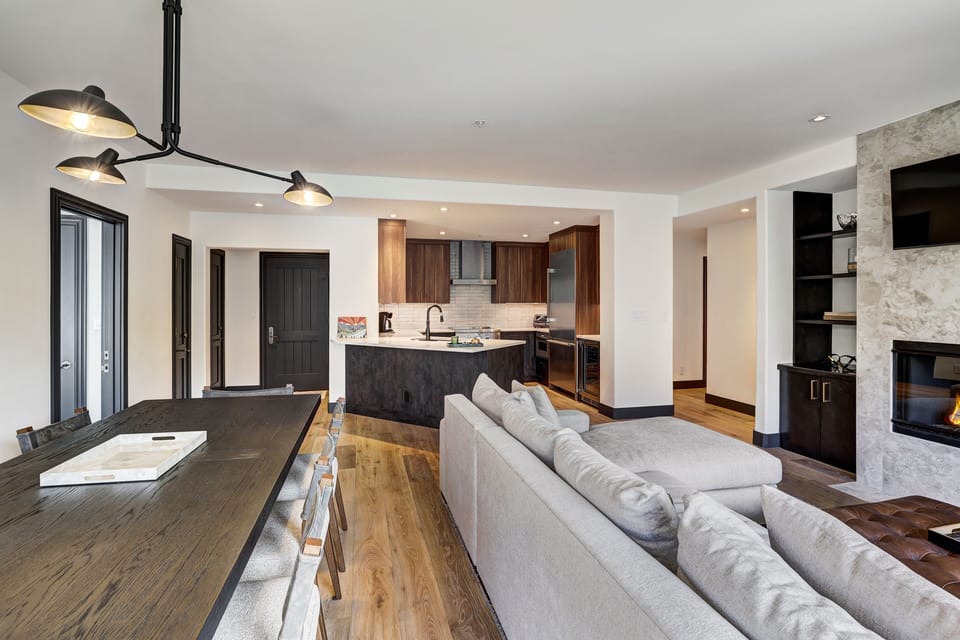 Indoors, Furniture, Living Room, Home Decor, Floor