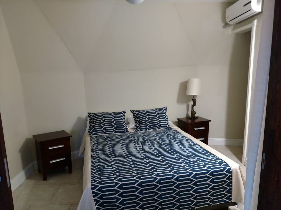 Dome 2- Bedroom 5 with Queen bed.