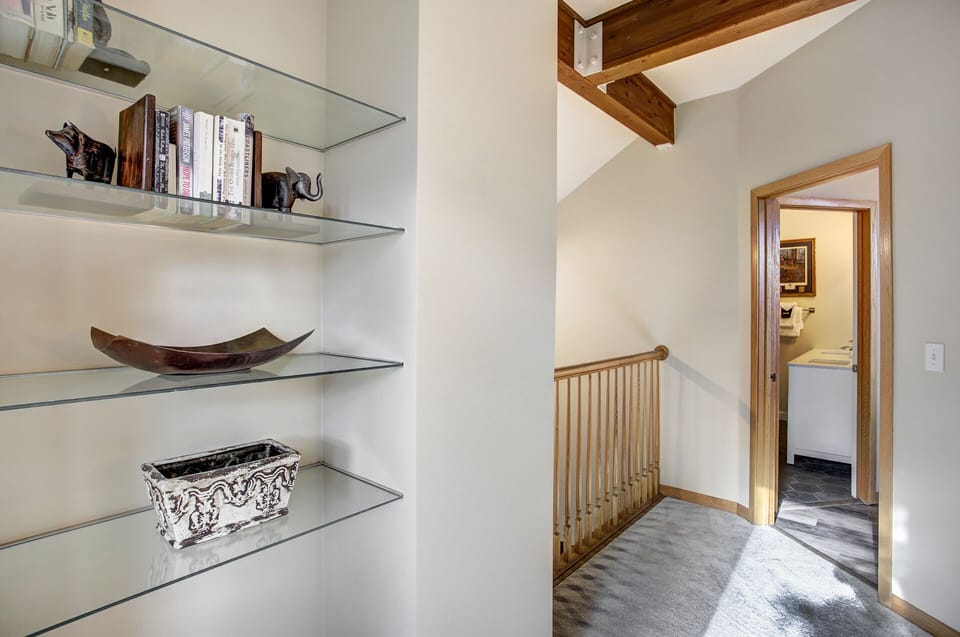 upstairs landing leading to master bedroom