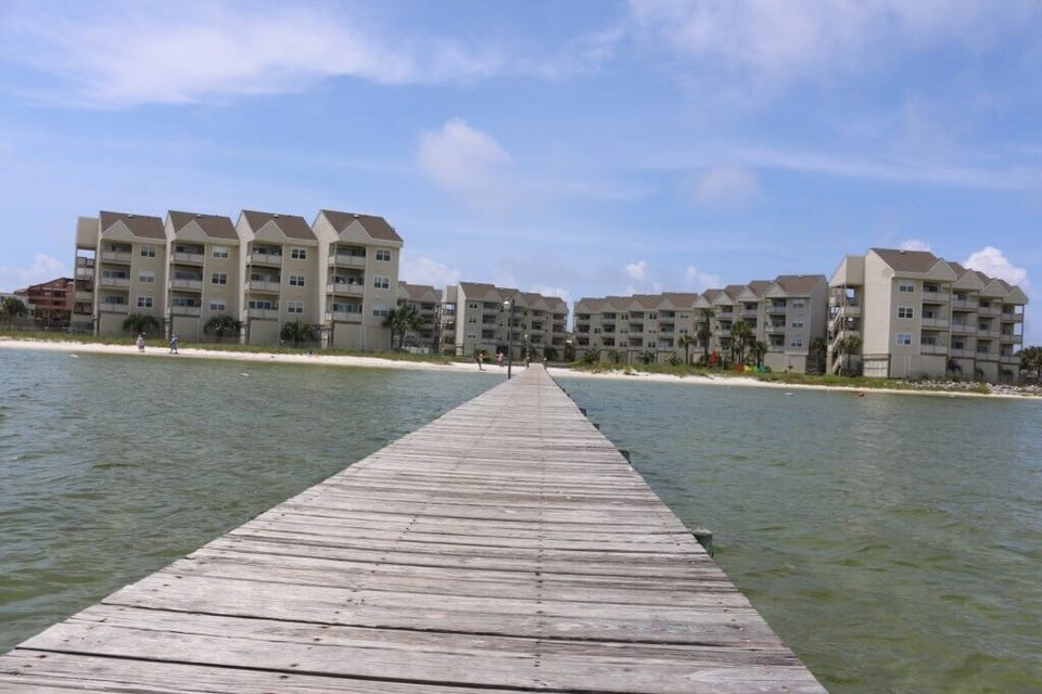 Baywatch Community Pool