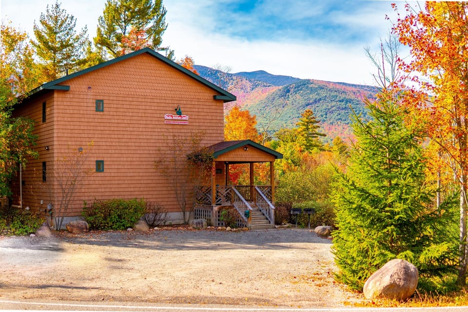 Marble Mountain Chalet is a gorgeous luxury home ideal for family and friends groups. 