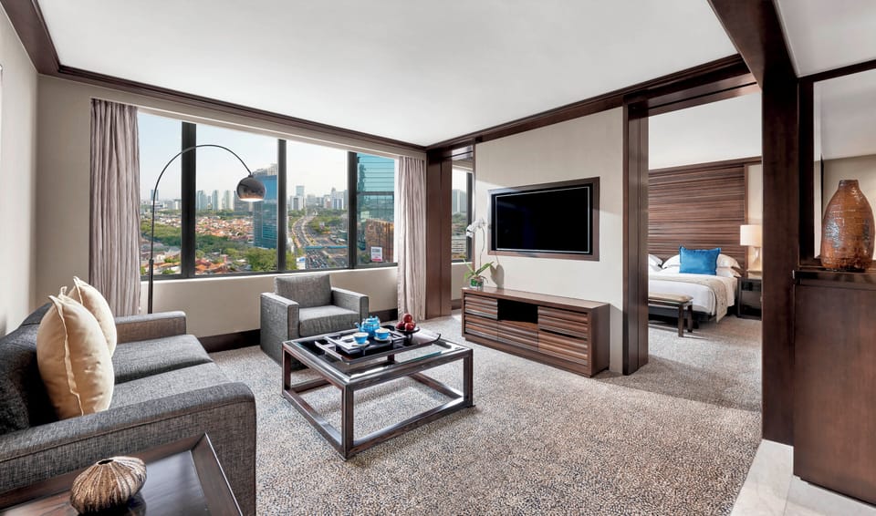 Premium bedding, down comforters, pillowtop beds, minibar