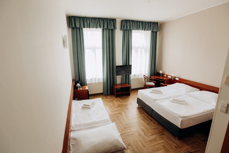 Standard Triple Room | In-room safe, desk, iron/ironing board, free WiFi