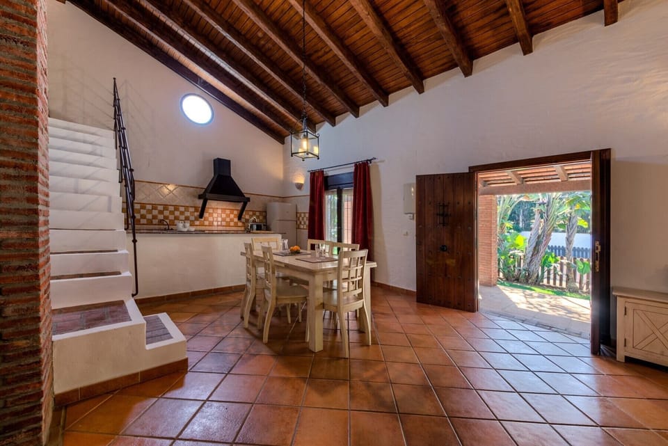 Table and chairs El Olivo House living room  in Hacienda Roche Viejo in Conil